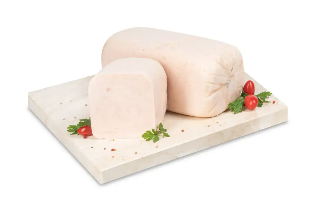 Ile kalorii ma szynka z kurczaka? Poznaj dokładne wartości odżywcze