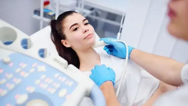 Jakie badania zrobić przed wizytą u endokrynologa? Nie przegap tych kluczowych testów!