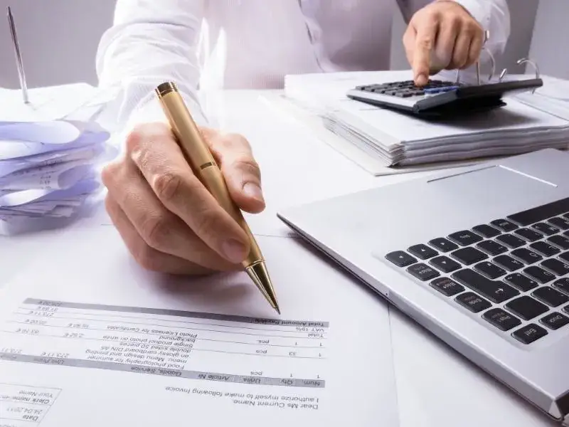 Czy wiesz, do jakiej kwoty można płacić BLIKiem? Sprawdź limity transakcji!