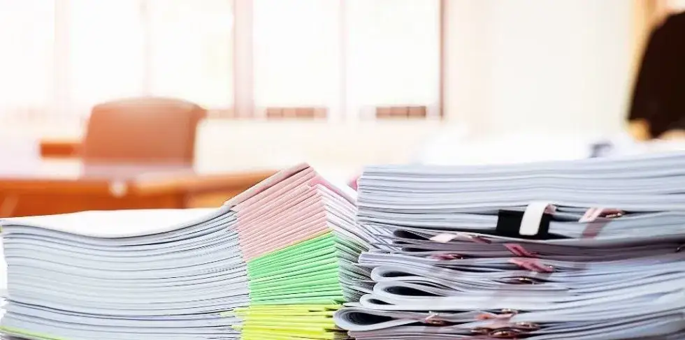 Czy pożyczkę trzeba zgłosić do urzędu skarbowego? Konsekwencje i obowiązki podatkowe