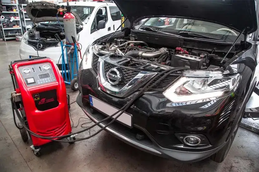 Dynamiczna wymiana oleju w Szczecinie: gdzie i za ile? Poradnik