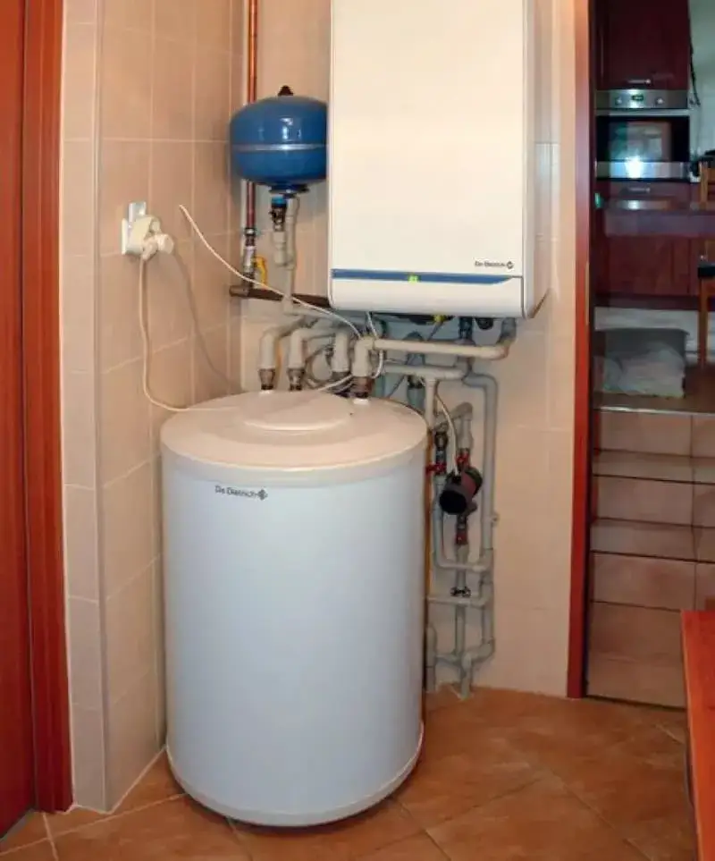 Jaki kocioł jednofunkcyjny wybrać? 5 kluczowych kryteriów