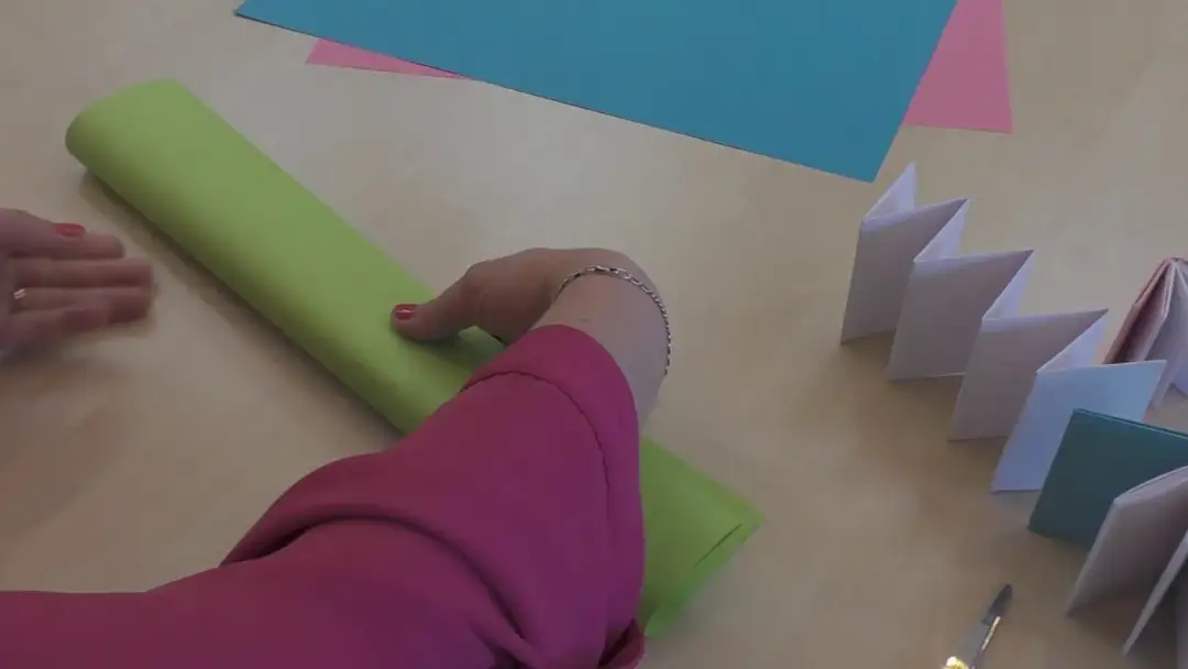 Jak zrobić książkę z kartek A4 - proste kroki do własnej publikacji