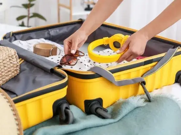 Jaką walizkę na tygodniowy wyjazd wybrać, aby uniknąć problemów?