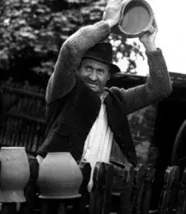 Gdzie kręcono film Sami swoi? Zobacz niesamowite lokacje i ich historię!