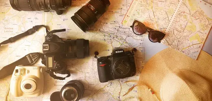 Jaki obiektyw na wakacje? Odkryj idealne rozwiązania dla podróżników