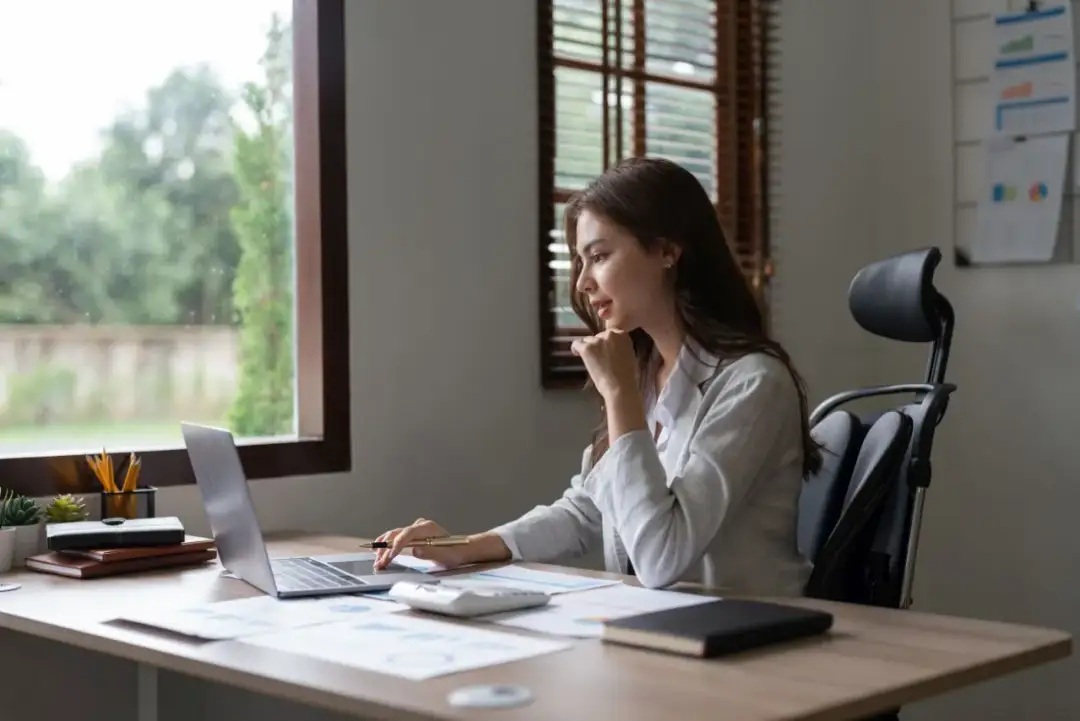 Biuro rachunkowe bez papieru – ekonomiczne i ekologiczne sposoby księgowania