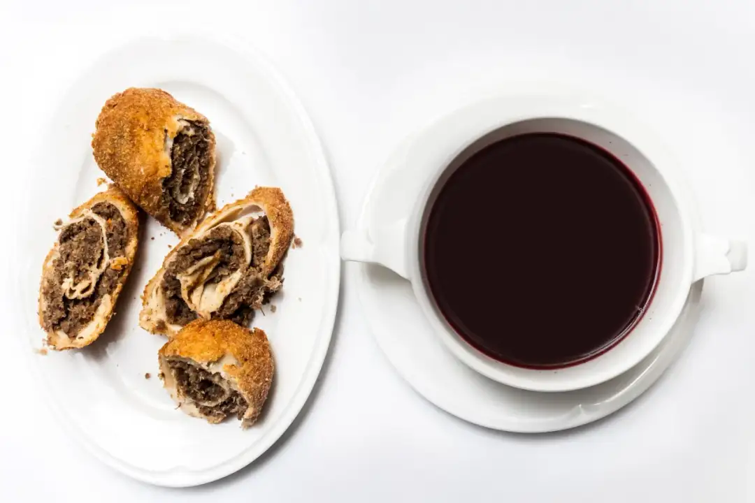 Potrawy regionalne małopolskie: odkryj smaki, które zachwycają