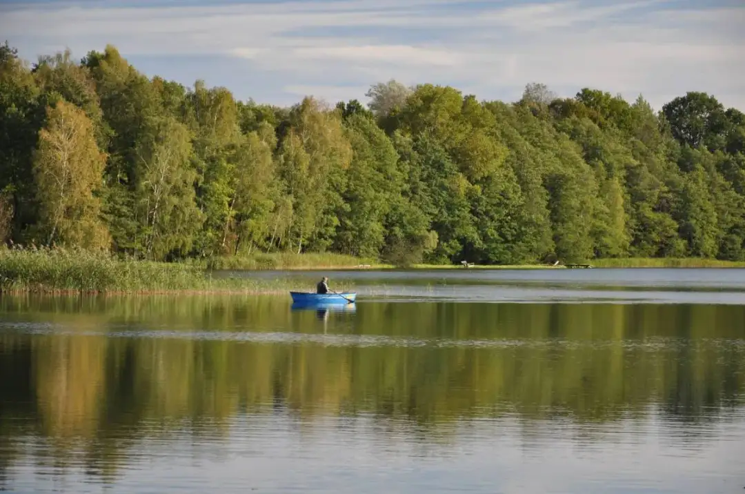 Jezioro Lubicko Wielkie - Odkryj piękno i atrakcje tego miejsca