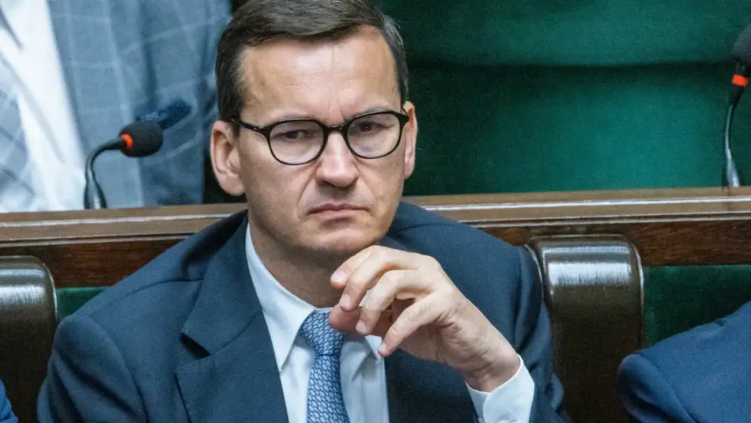 Ile wynosi bezwzględna większość w sejmie i dlaczego jest tak ważna?