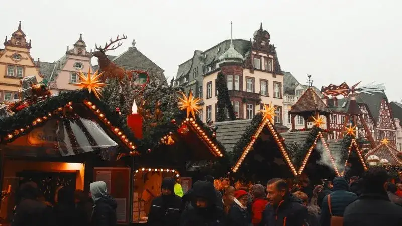 Co warto kupić w berlinie: najlepsze pamiątki i lokalne produkty w dobrych cenach