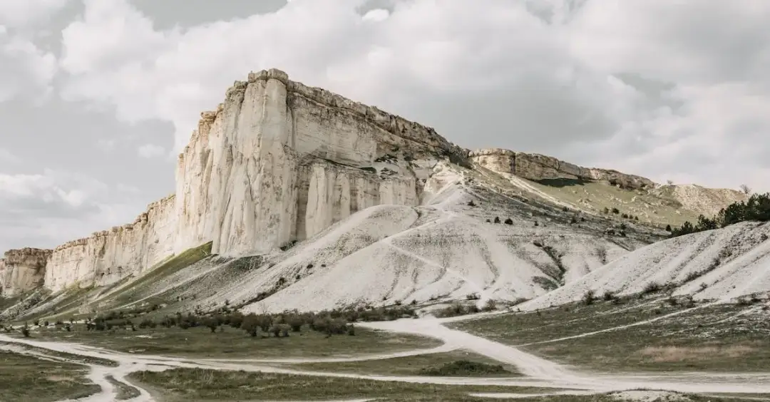 Zamek pod Poznaniem: 5 fascynujących fortec w okolicy