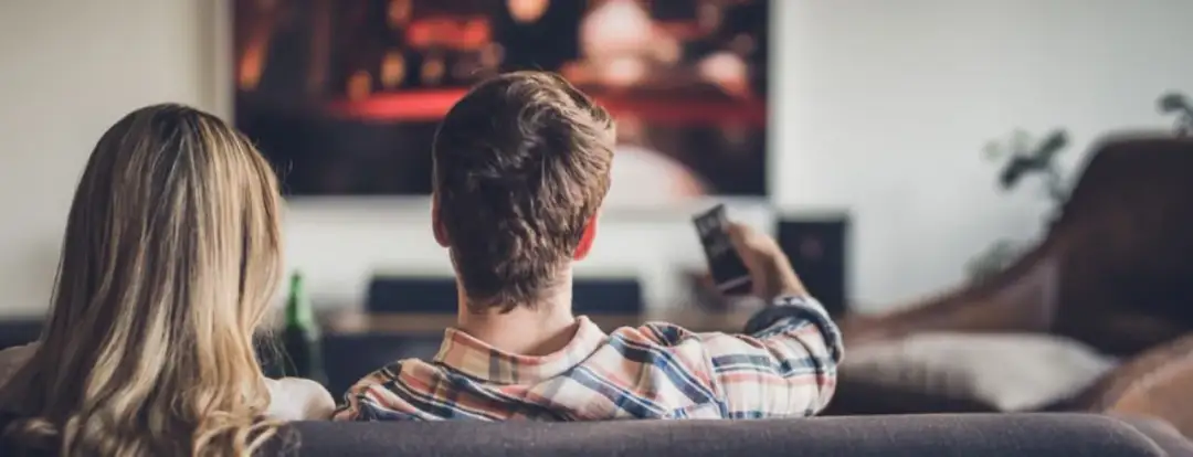 Noworoczne hity streamingowe w Polsce: co warto obejrzeć na Netflix i HBO Max