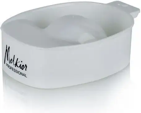 Miseczka do manicure – do czego służy i jak ułatwia pielęgnację paznokci