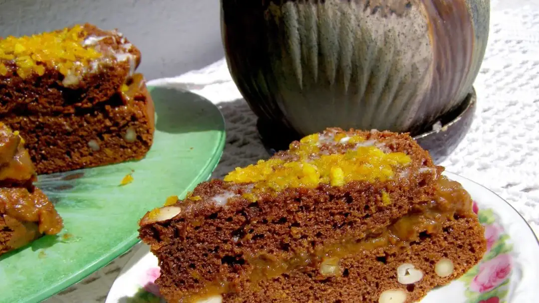 Przepis na ciasto piernikowe z dżemem - łatwe i pyszne w każdym kawałku