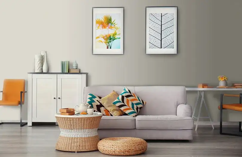 Najlepsze kolory ścian do małego salonu - optycznie powiększ wnętrze