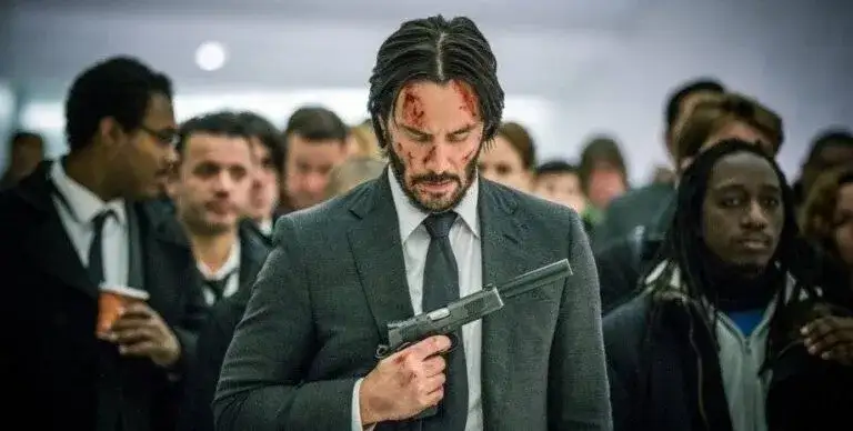 Kultowy garnitur Johna Wicka: Tajemnica elegancji zabójcy