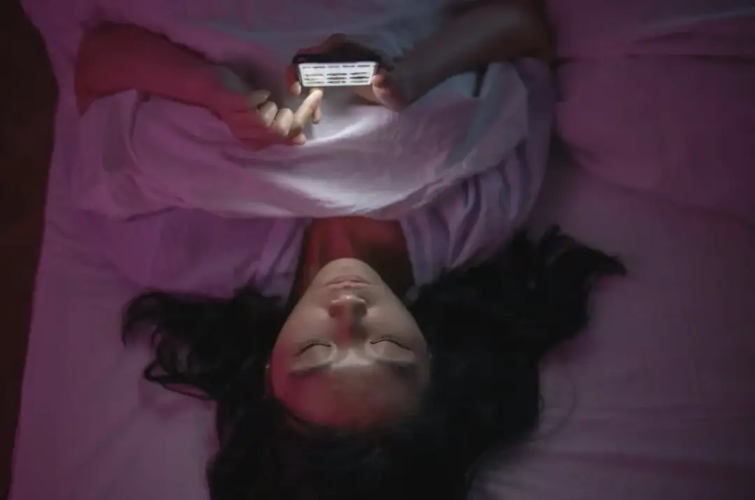 Bonusy na platformach rozrywkowych online: wszystko, co musisz wiedzieć o warunkach obrotu