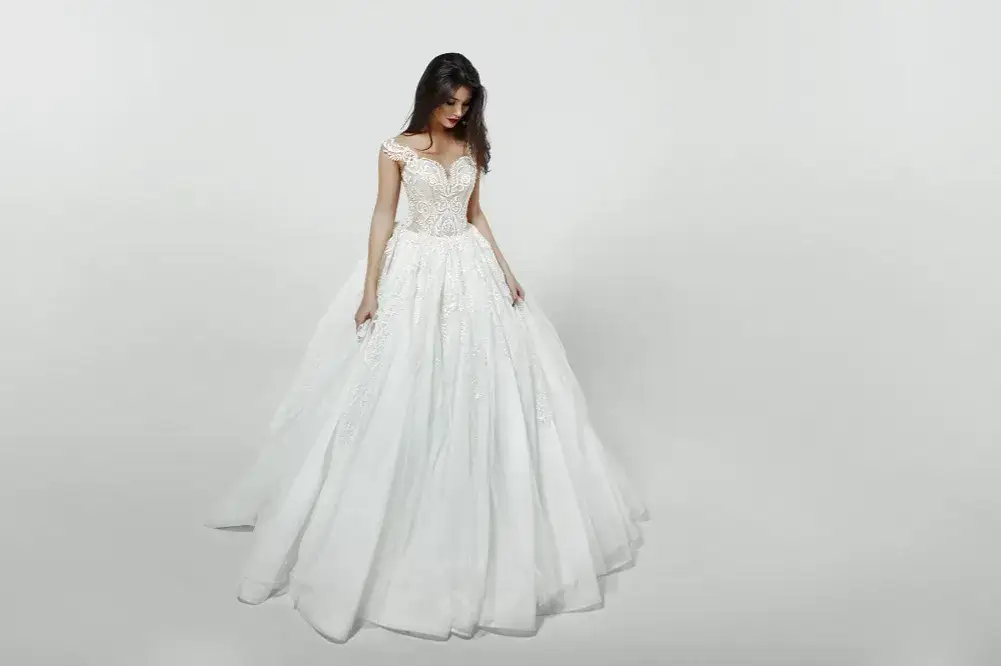 Suknia ślubna księżniczka dla jakiej figury – znajdź idealny fason dla siebie