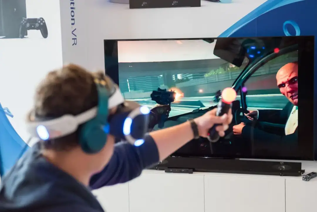 Jak oglądać filmy VR na PS4 – prosty poradnik, wymagania i najlepsze aplikacje