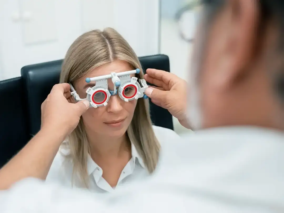 Dlaczego pacjenci oszukują okulistę? Prawda o badaniu wzroku i skutkach