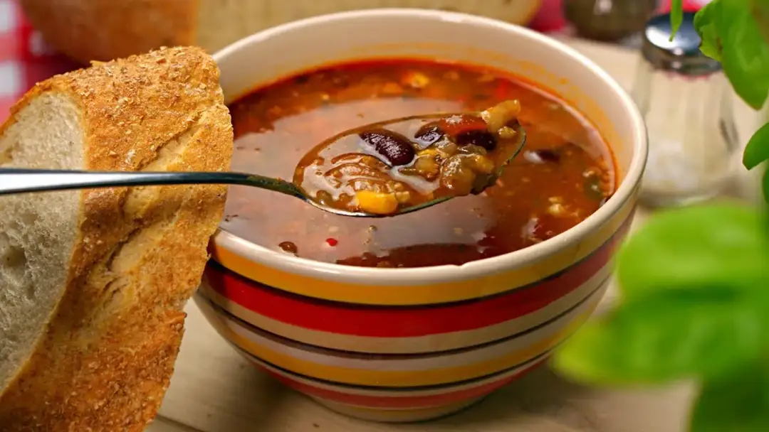 Jak ugotować zupę meksykańską – prosty przepis na smakowitą potrawę