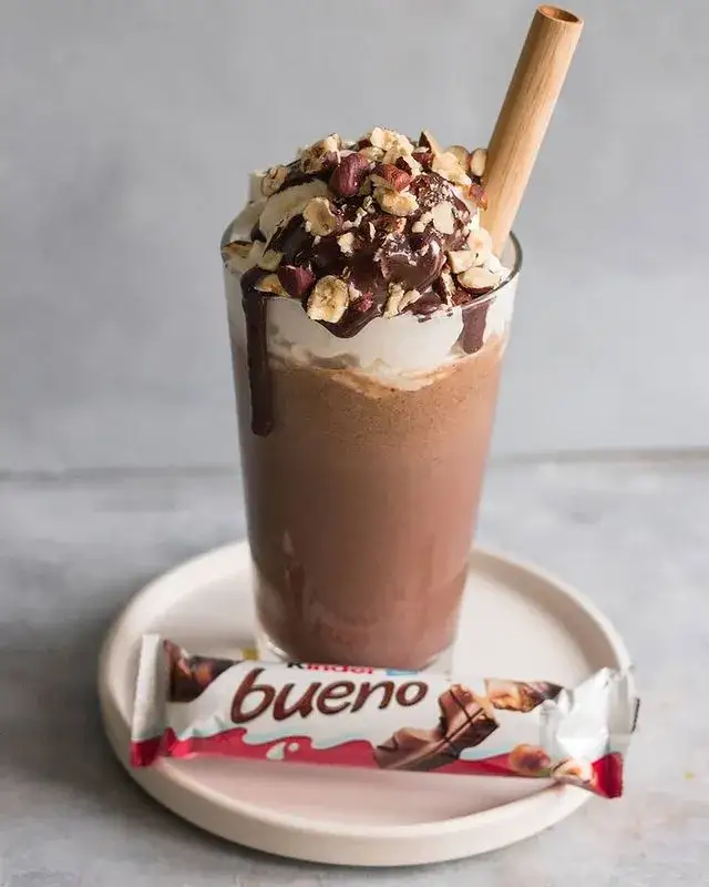 Jak zrobić pyszny shake czekoladowy bez lodów – prosty przepis dla każdego