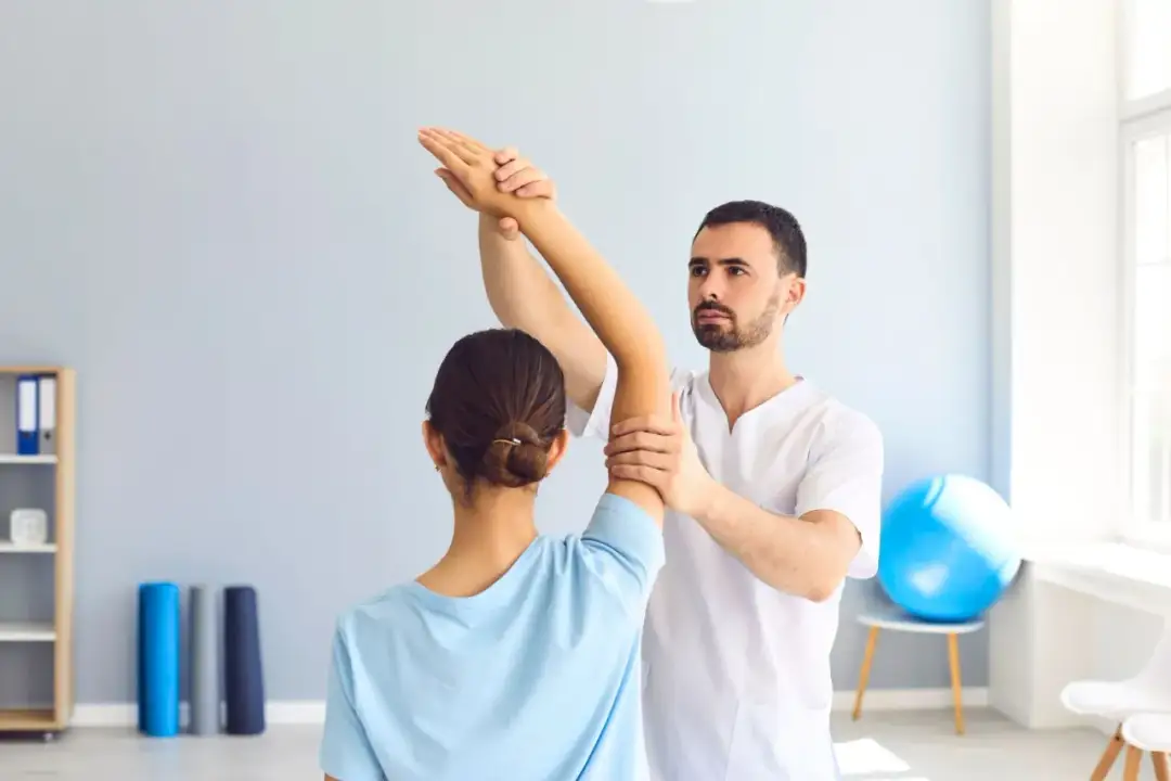 Co to jest rehabilitacja uzdrowiskowa i jak może poprawić zdrowie?