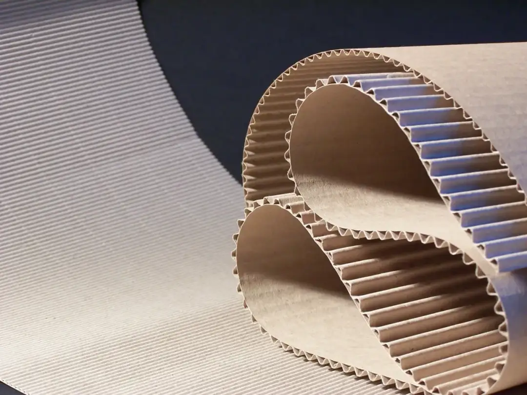 Rolka tekturowa: wszystko co musisz wiedzieć o jej zastosowaniu w praktyce