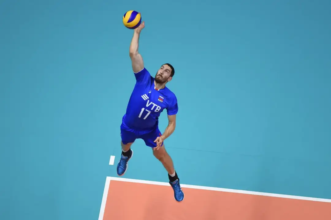 Zarobki Maxima Mikhaylova: Majątek gwiazdy siatkówki w liczbach