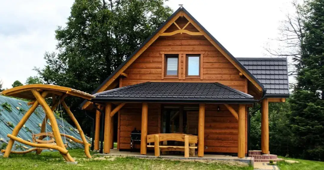 Najlepsze miejsca w Bieszczadach: odkryj urok dworku w Bieszczadach