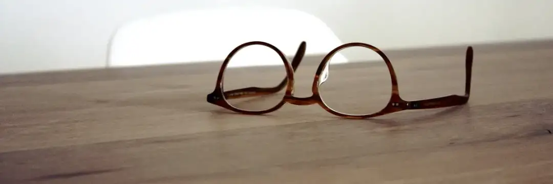 Astygmatyzm kiedy się pojawia? Poznaj przyczyny i objawy tej wady