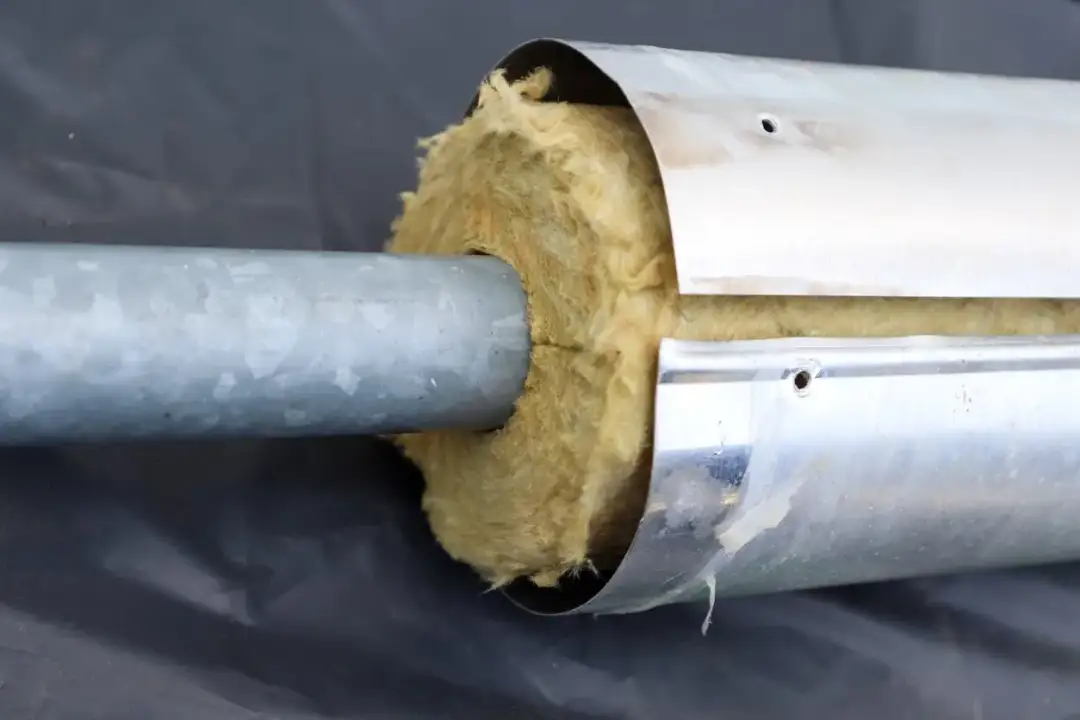 Ocieplanie rur CO: Jak uniknąć strat ciepła i obniżyć koszty ogrzewania