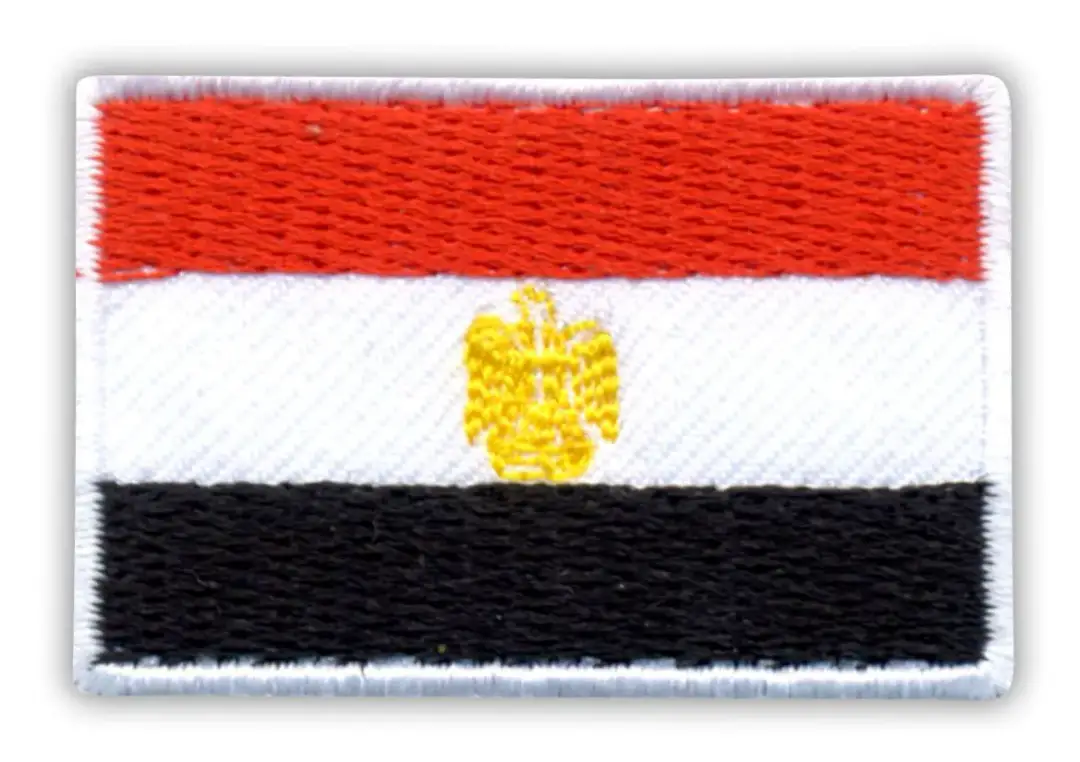 Jak wygląda flaga egipska? Odkryj jej kolory i znaczenie