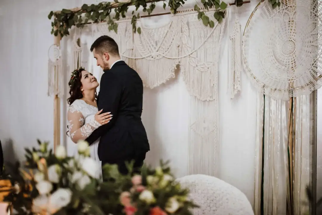 Jak zrobić duży łapacz snów na ścianę - proste kroki i pomysły