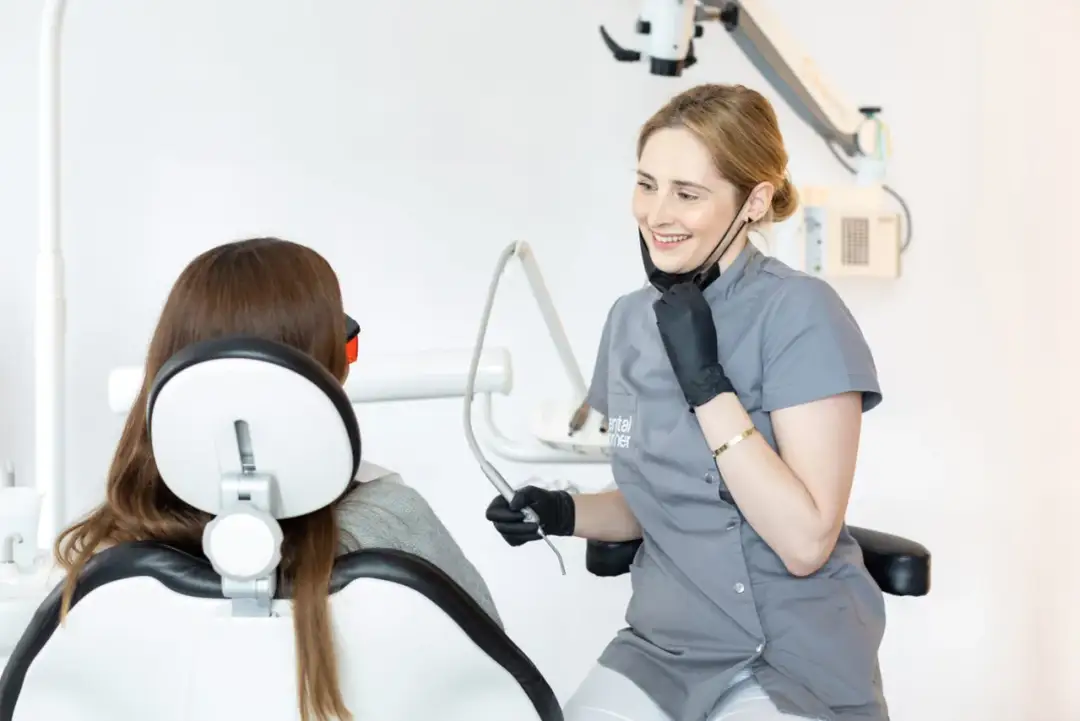 Uczulenie na znieczulenie u dentysty: objawy, które mogą zaskoczyć