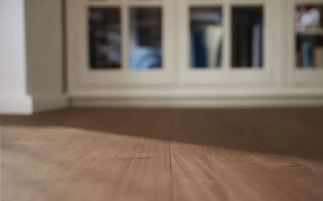 Jak obliczyć panele na podłogę i uniknąć kosztownych błędów