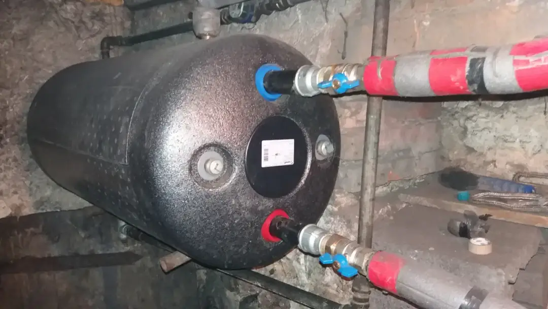 Jak podłączyć bojler stojący - uniknij najczęstszych błędów i kosztów