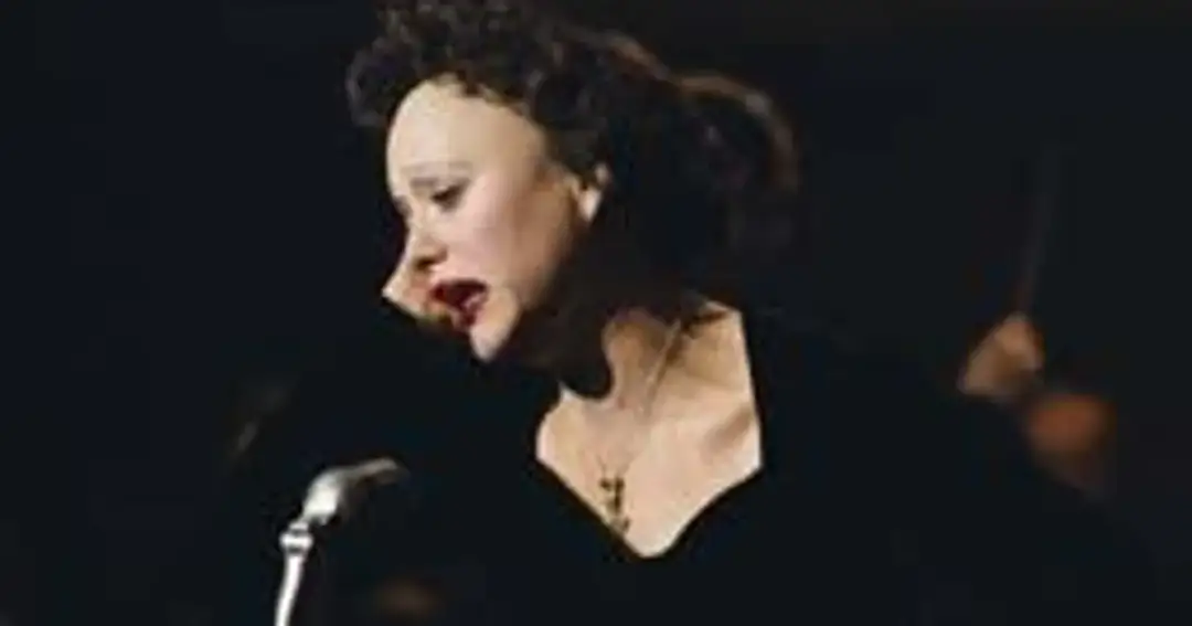 Filmy o Edith Piaf, które ujawniają jej niezwykłe życie i muzykę