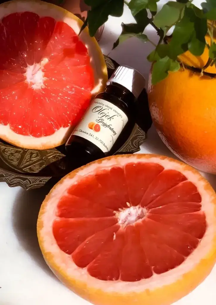 Olejek grejpfrutowy na co? Odkryj jego niezwykłe właściwości i zastosowania