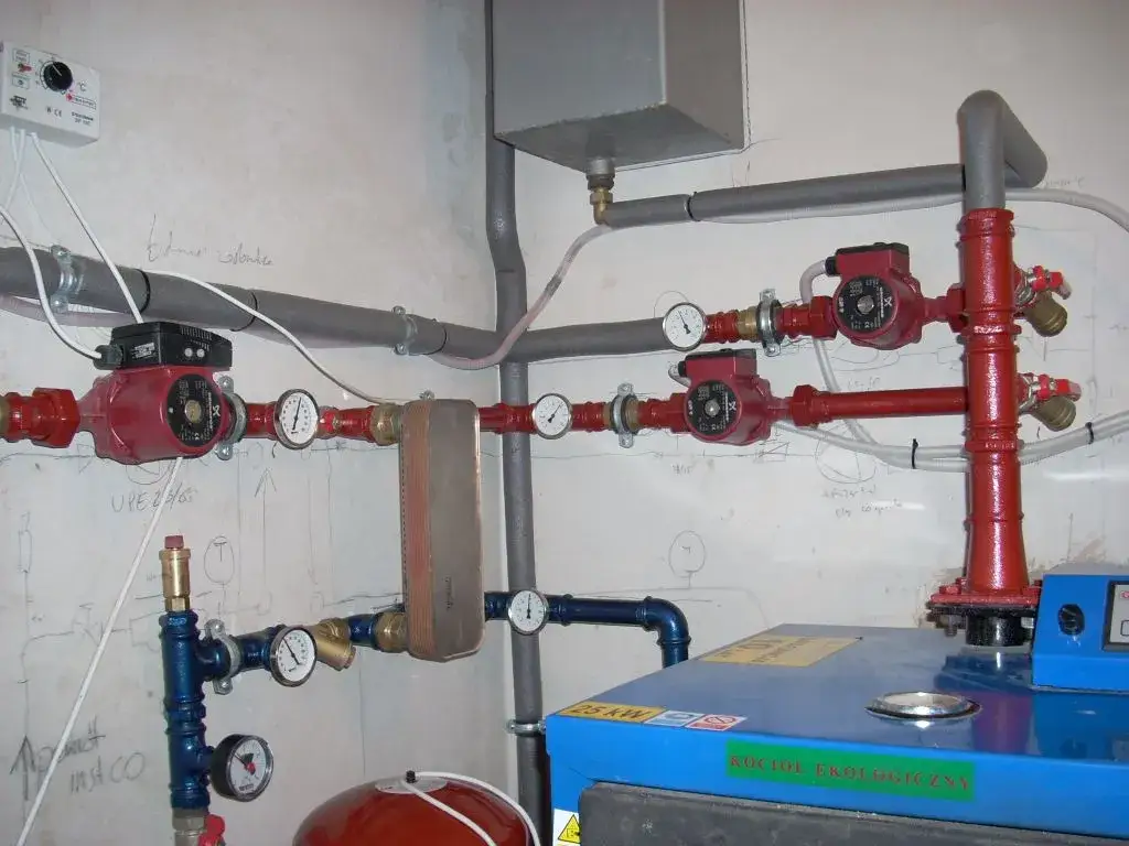 Jak bez błędu dobrać wymiennik płytowy do pompy ciepła – prosty poradnik