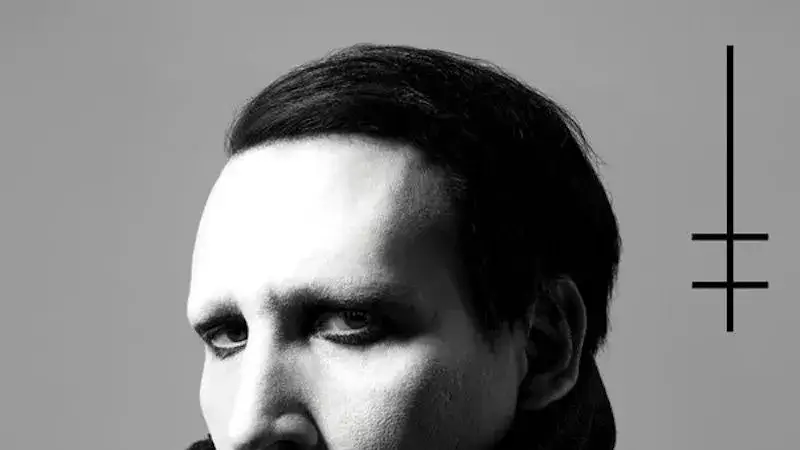 Heaven Upside Down: Okładka, która wstrząsnęła fanami Mansona