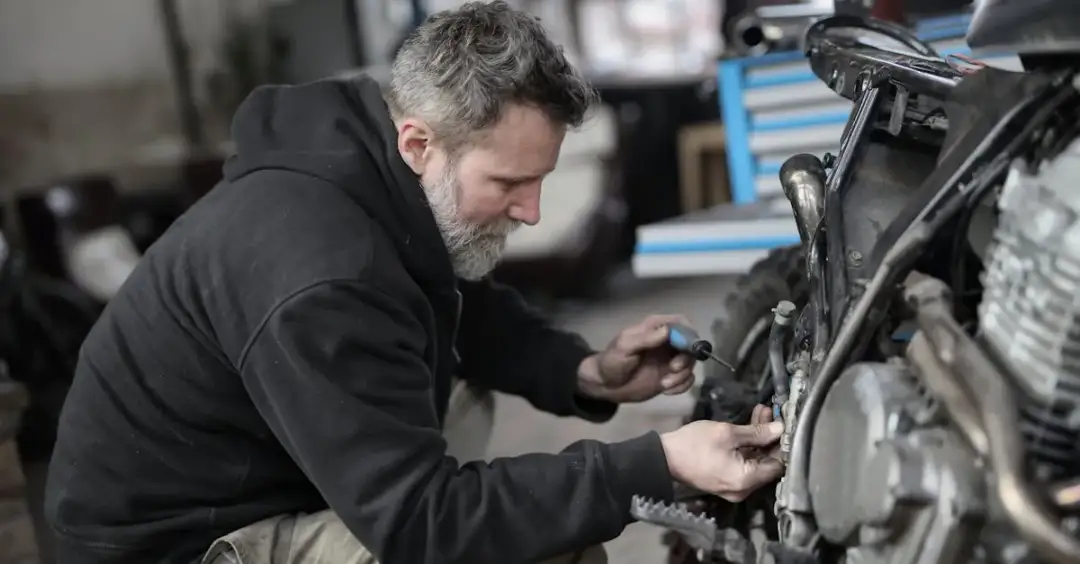 3 ukryte usterki wahacza Opel Astra G i jak je naprawić. Poradnik