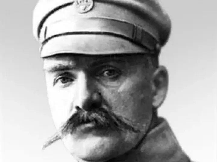 Józef Piłsudski kiedy się urodził? Odkryj jego fascynującą historię