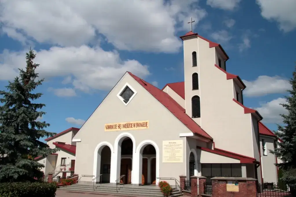 Parafia Chrystusa Króla w Radomiu - Historia, Msze i Wydarzenia Wspólnoty