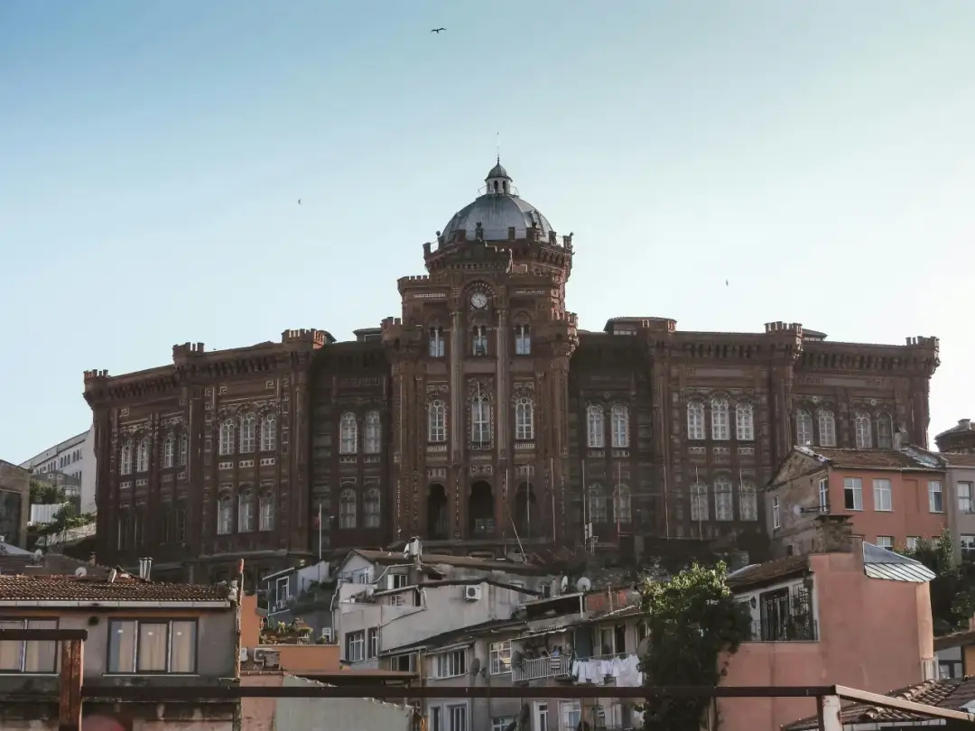 Mac & Devin Go to High School' – komediowy hit wśród niemieckiej młodzieży