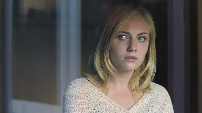 Zmowa milczenia: wnikliwy przegląd nowego serialu kryminalnego