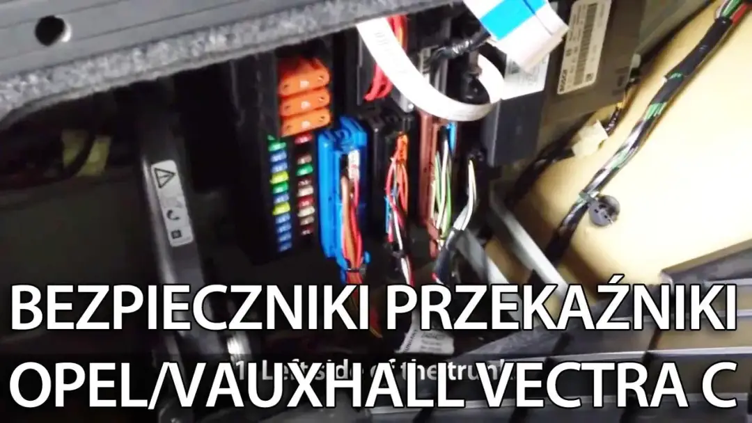 Gdzie są bezpieczniki w Opel Vectra C? Odkryj ich lokalizacje i funkcje