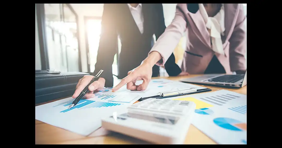 Czy fundusze inwestycyjne są bezpieczne? Odkryj ryzyko i zyski