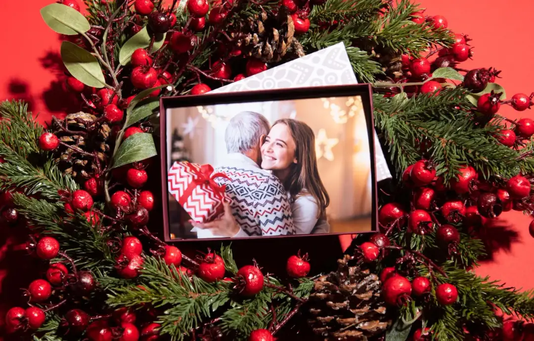 Najlepsze pomysły na prezent dla babci pod choinkę – praktyczne i sentymentalne propozycje